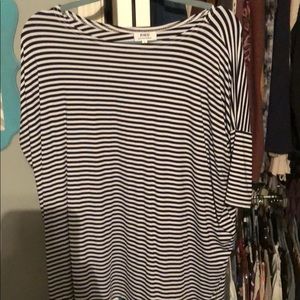 Women Piko 3 quarter sleeve size small